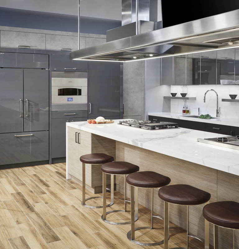 Monogram 36" Deep-Recessed Gas Cooktop ZGU36ESLSS