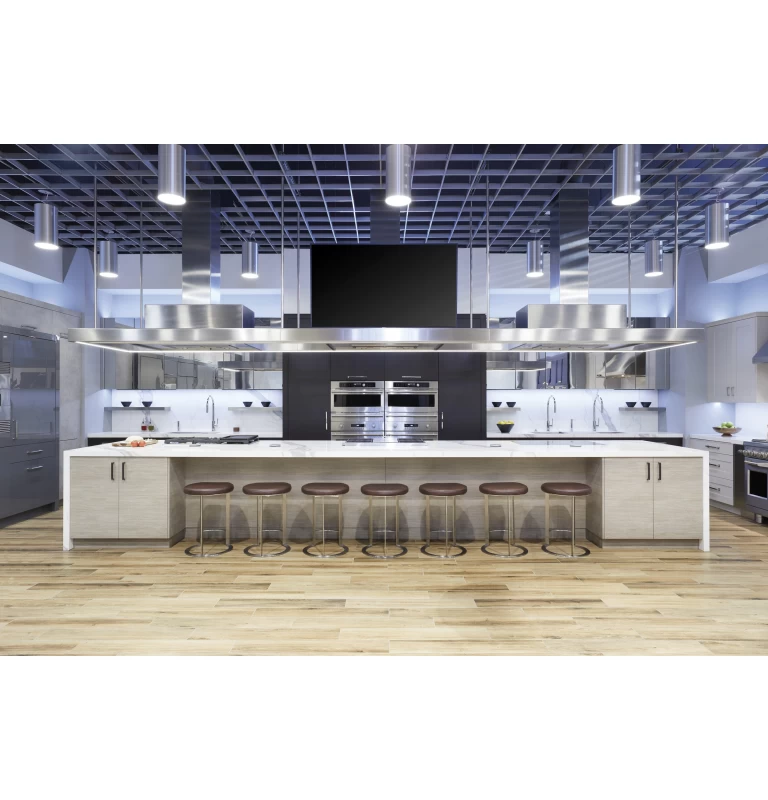 Monogram 36" Deep-Recessed Gas Cooktop ZGU36ESLSS