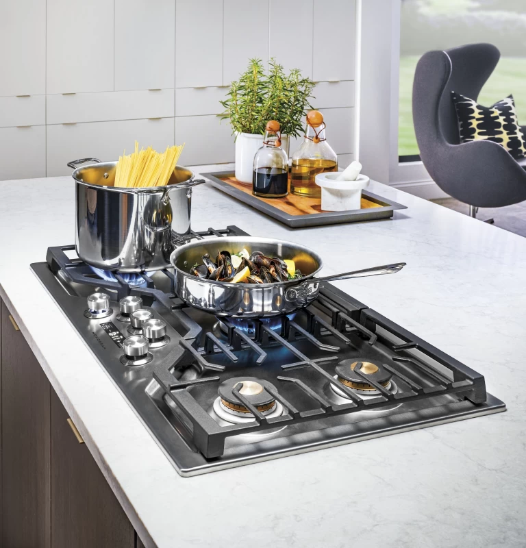 Monogram 36" Deep-Recessed Gas Cooktop ZGU36ESLSS