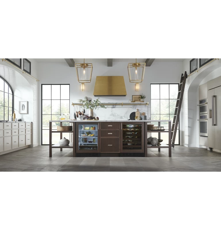 Monogram 36" Deep-Recessed Gas Cooktop ZGU36ESLSS