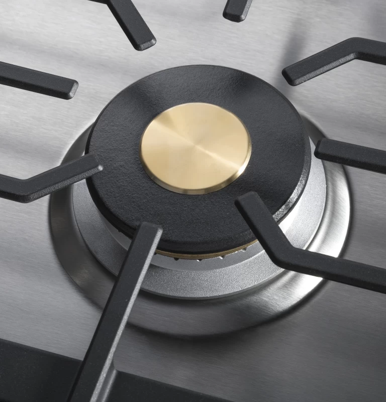 Monogram 36" Deep-Recessed Gas Cooktop ZGU36ESLSS