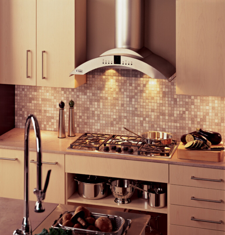 GE Monogram® 36" Stainless Steel Gas Cooktop (Natural Gas) view 6
