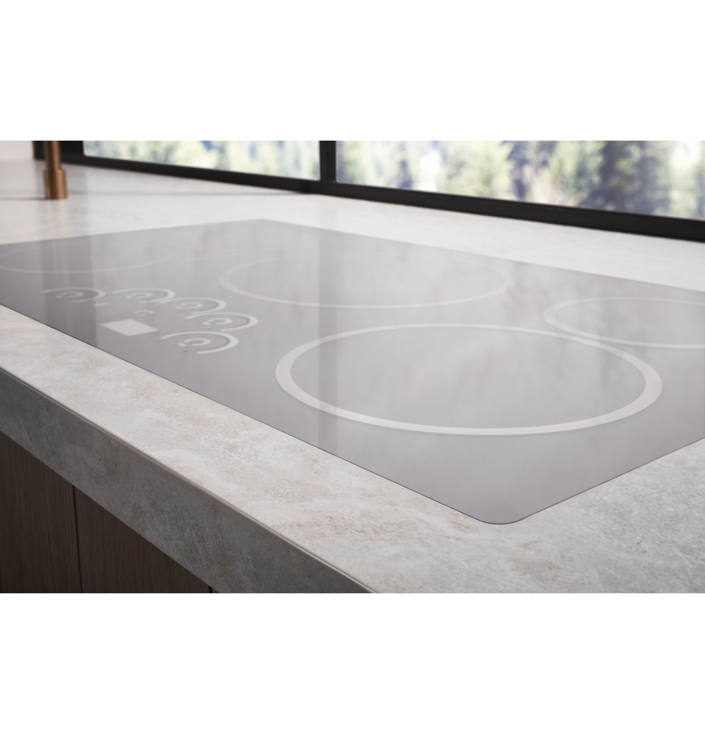 30" Induction Cooktop ZHU30RDPBB