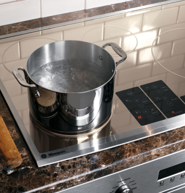 GE Monogram® 30" Induction Cooktop ZHU30RSMSS