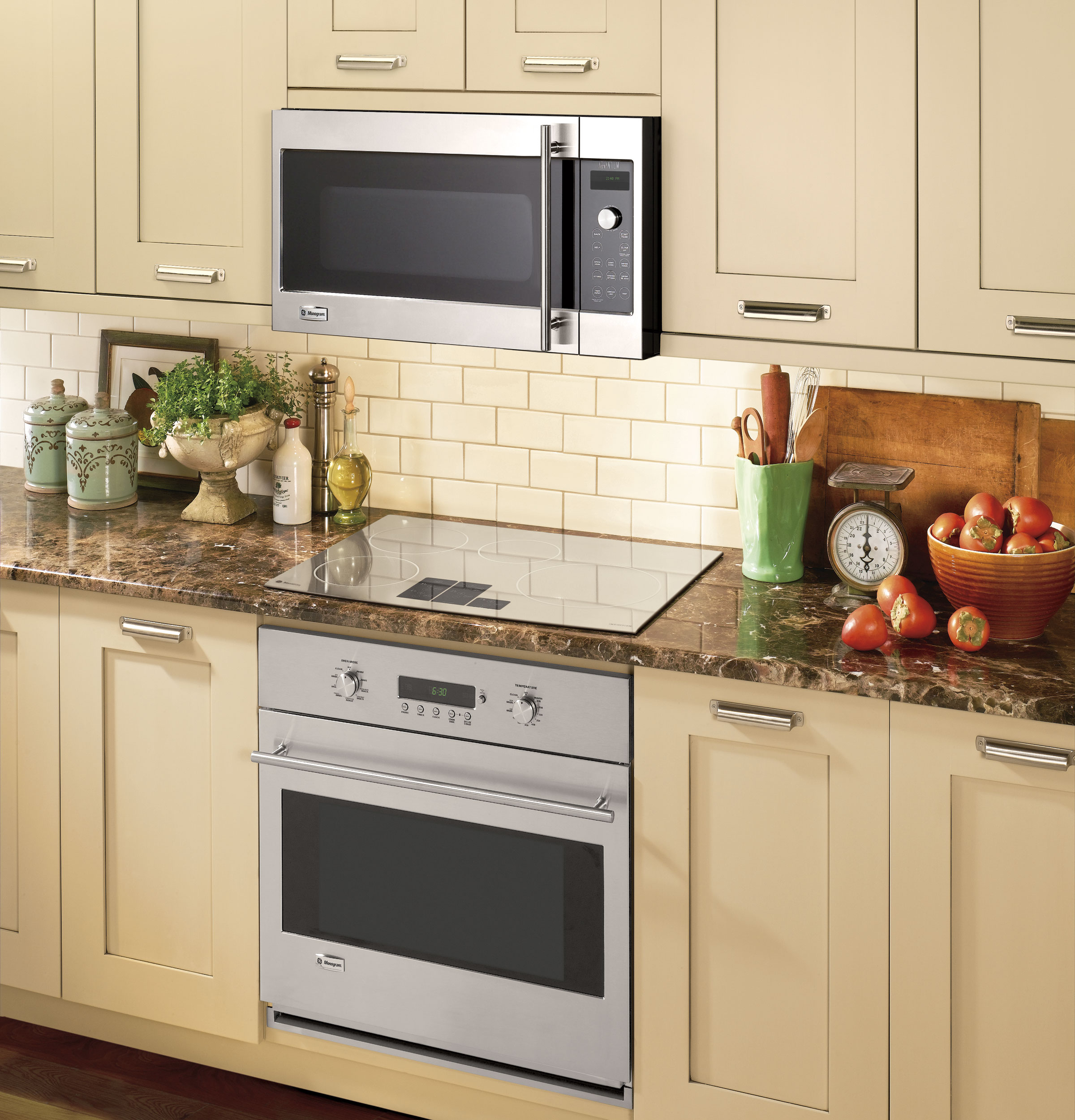 Monogram® 30" Induction Cooktop ZHU30RSRSS