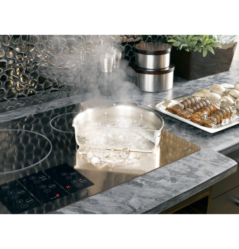 GE Monogram® 36" Induction Cooktop ZHU36RSMSS