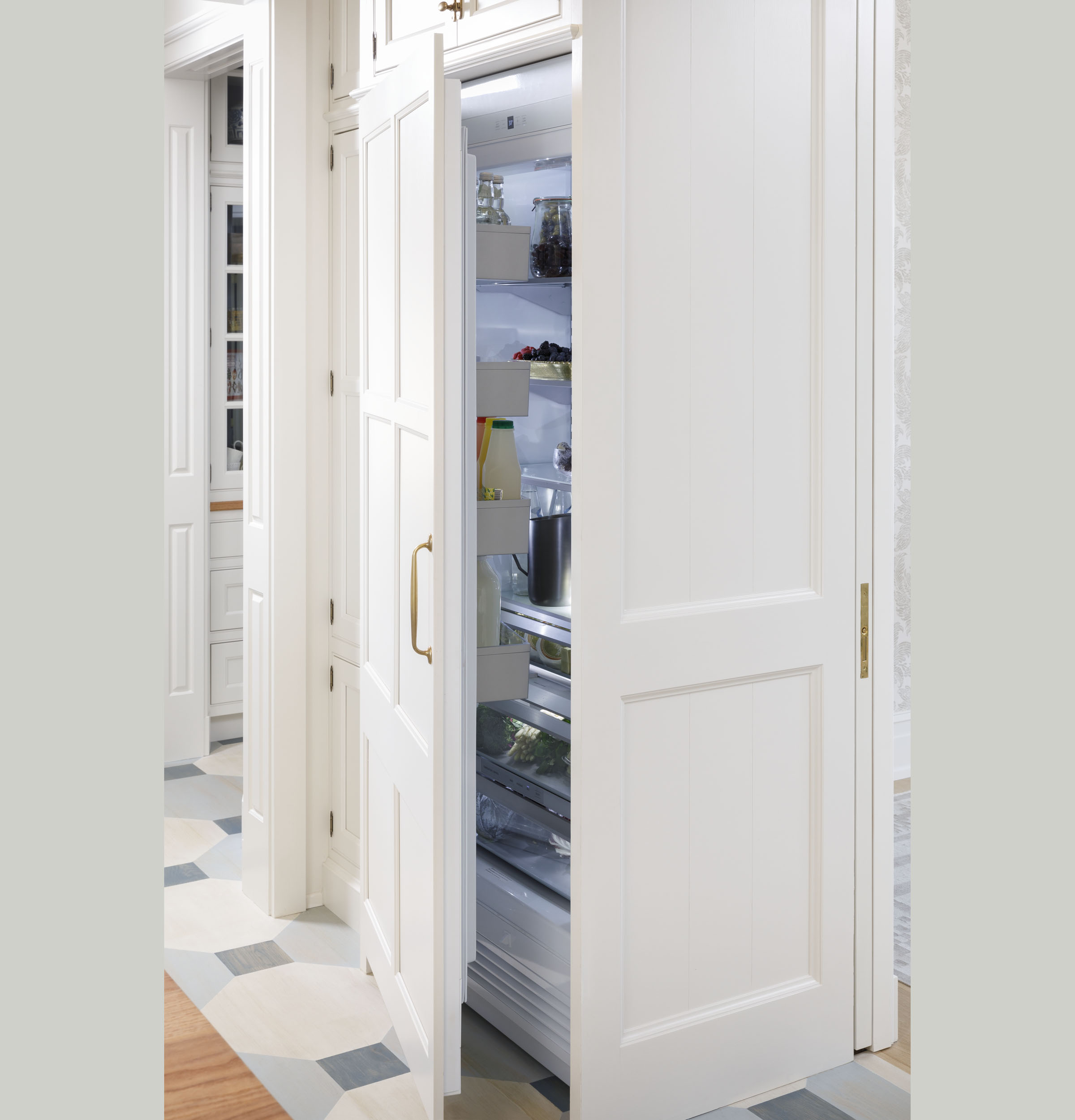 Monogram 36" Panel-Ready Integrated Column Refrigerator ZIR361NBRII