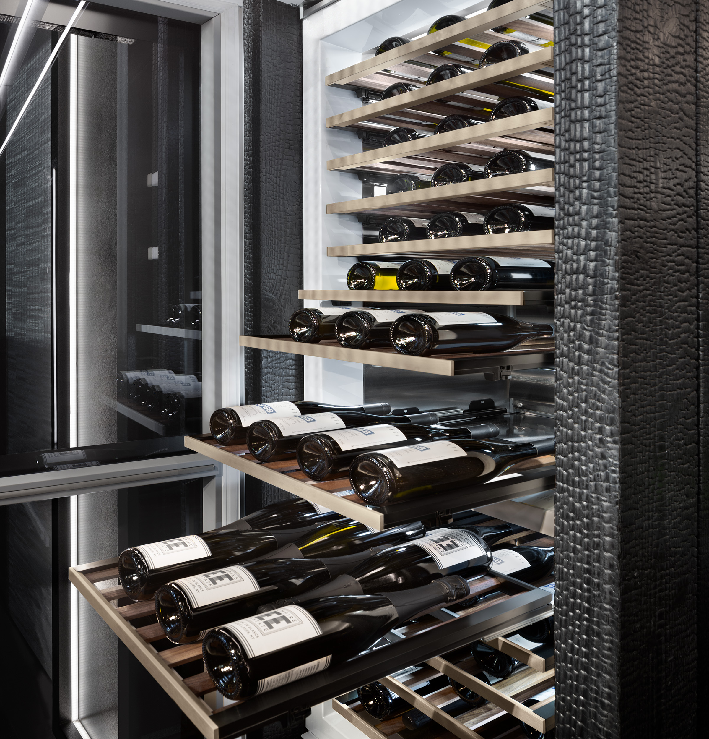 Monogram 24” Wine Column – Panel Ready ZIW241NBWII