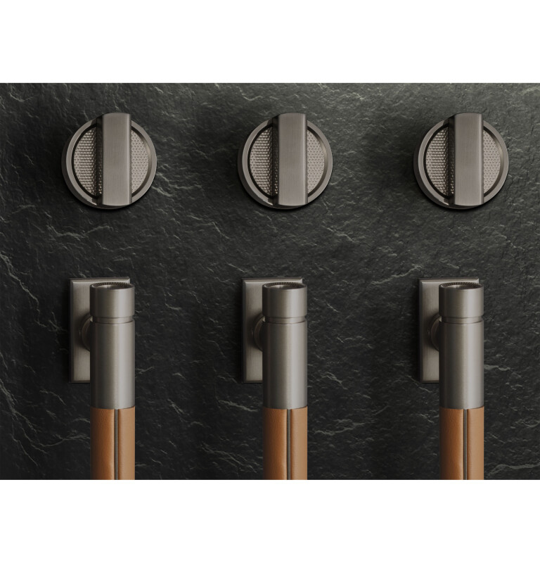 Monogram Column Handle Kit Titanium Designer Collection ZKSP1H1TVT1