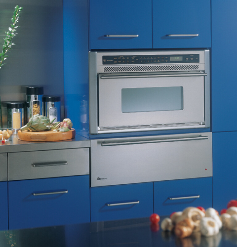 GE Monogram® Built-In Microwave / Convection Oven ZMC1095SF