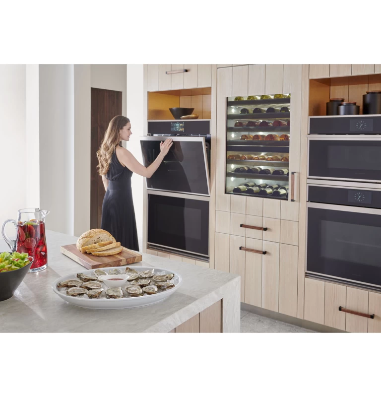 Monogram 30" Minimalist Five-in-One Wall Oven with 120V Advantium® Technology ZSB9131NSS