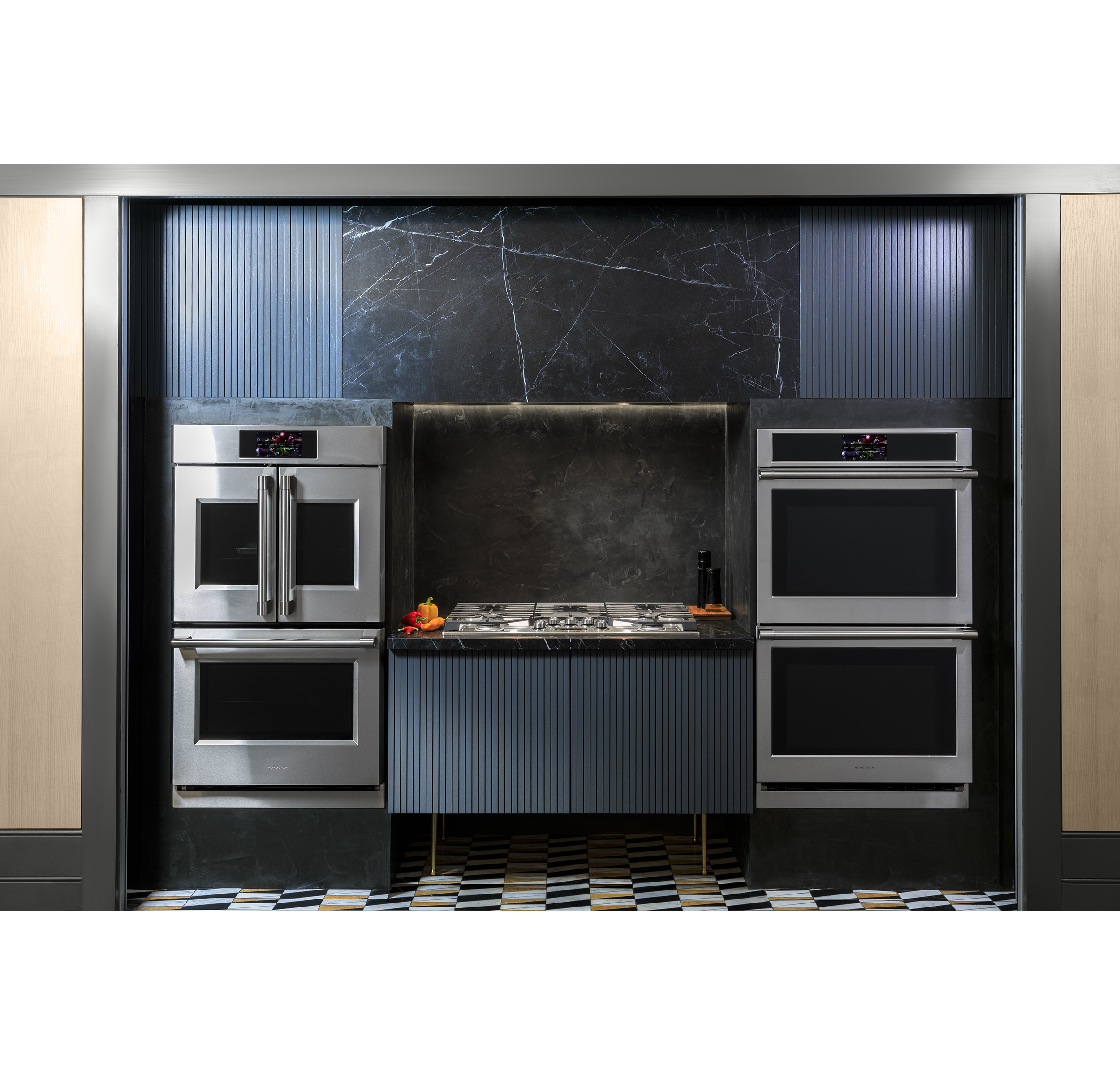 Monogram 30" Statement Double Wall Oven ZTD90DPSNSS