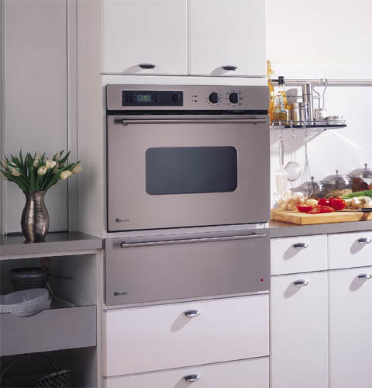 GE Monogram® 30" Stainless Steel Warming Drawer ZTD910SBSS
