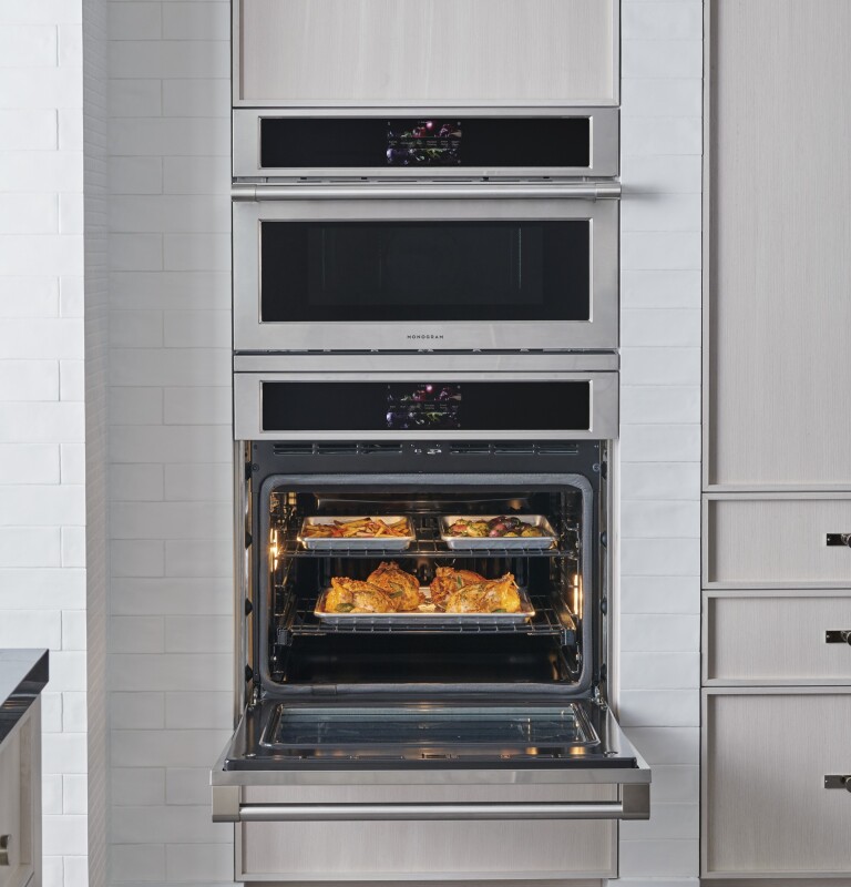 Monogram 30" Statement Single Wall Oven ZTS90DPSNSS