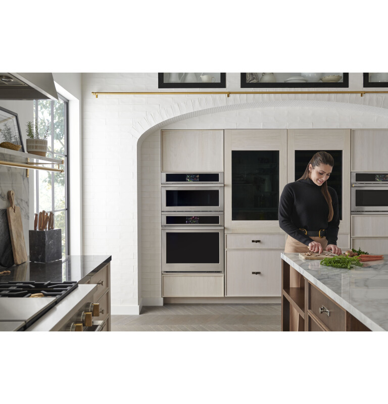 Monogram 30" Statement Single Wall Oven ZTS90DPSNSS