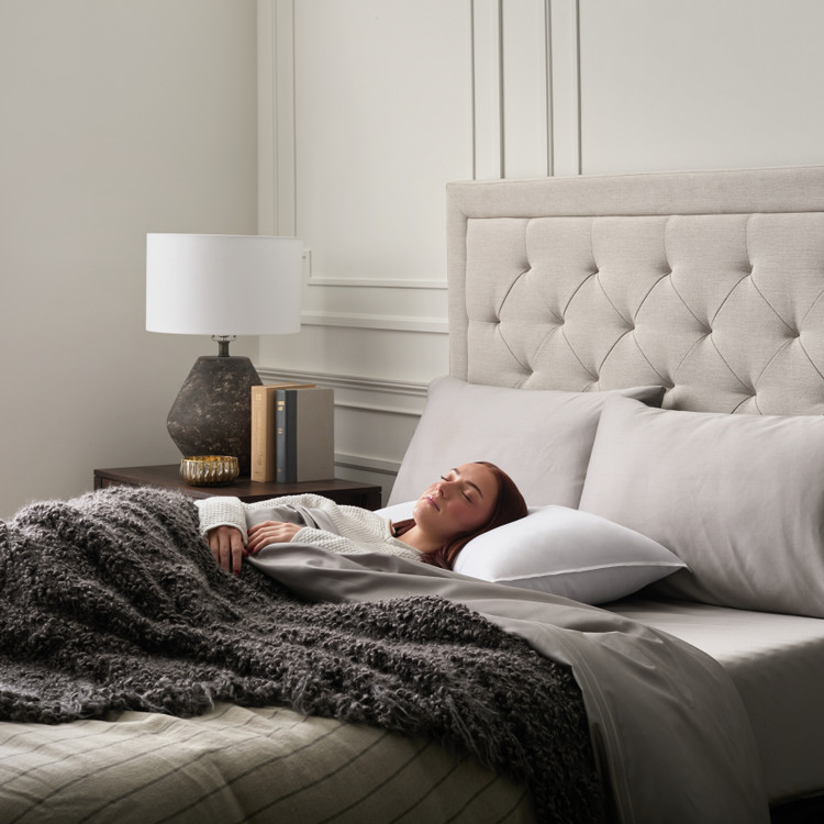 Gelled Microfiber™ Pillow ZZKK00GM
